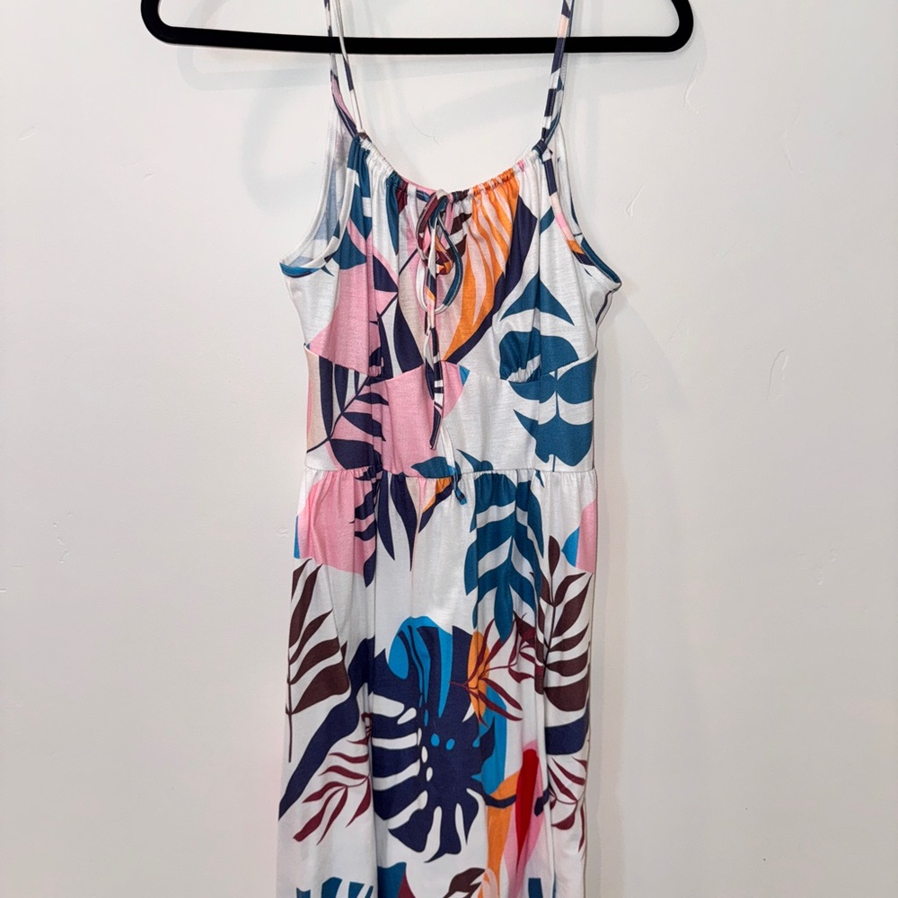Tropical Print Sleeveless Dress